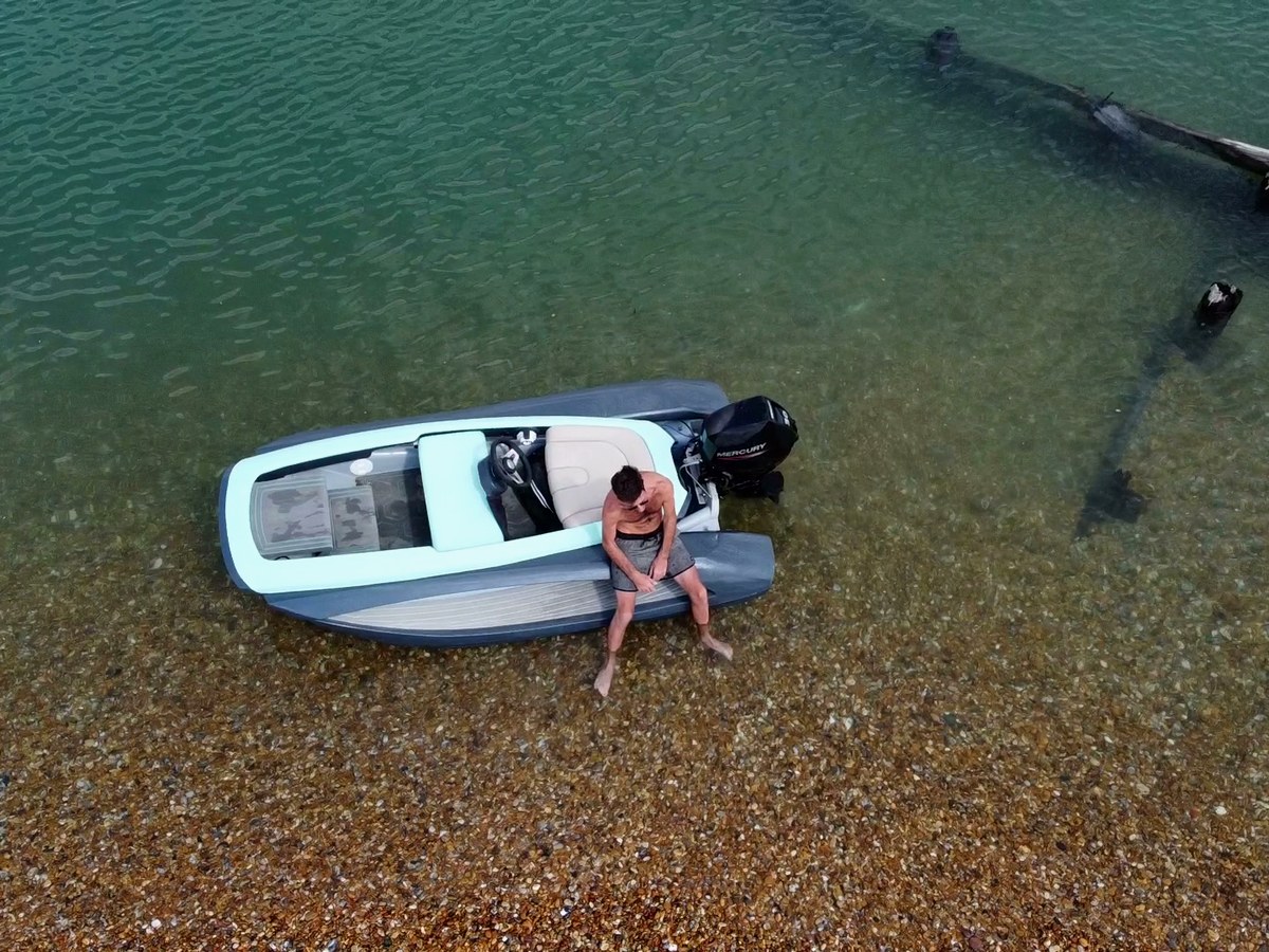 Realms Drift 340 seating and ergonomics