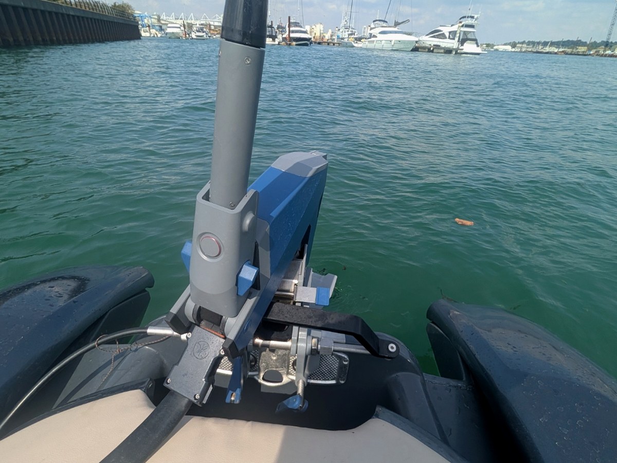 Realms Drift 340 lightweight rigging and hardware detail